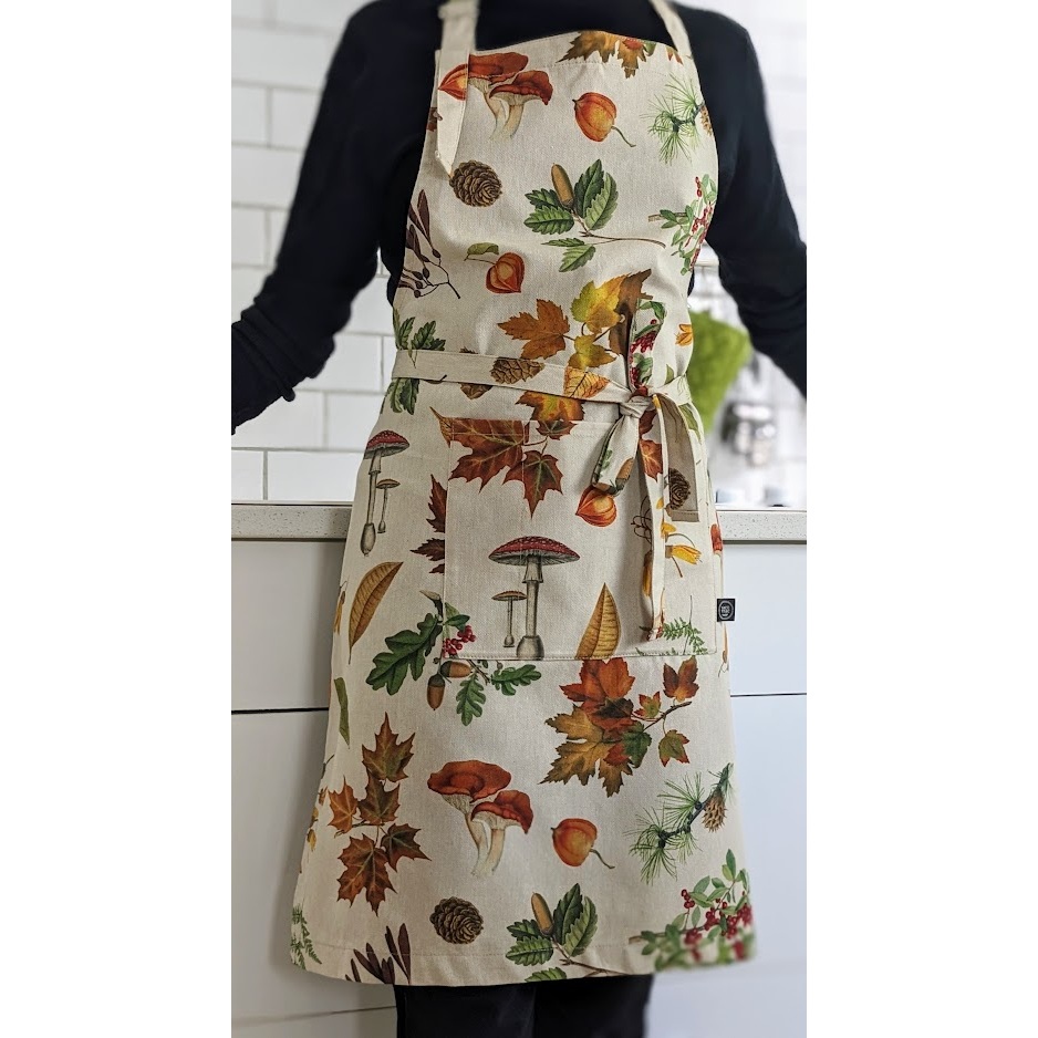 Tablier aux motifs arboricoles